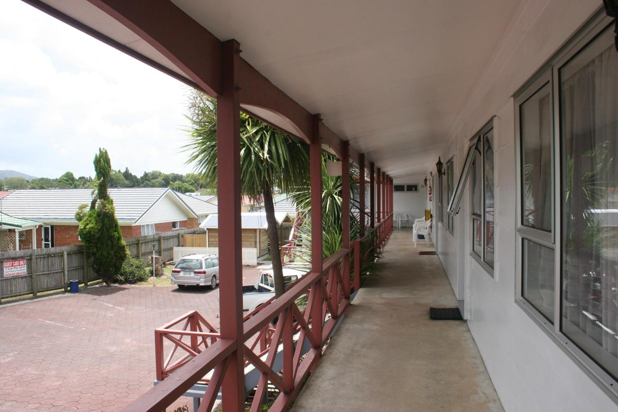 Burgundy Rose Motel Вангерей Екстер'єр фото
